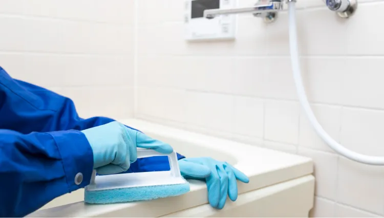 お風呂を掃除する