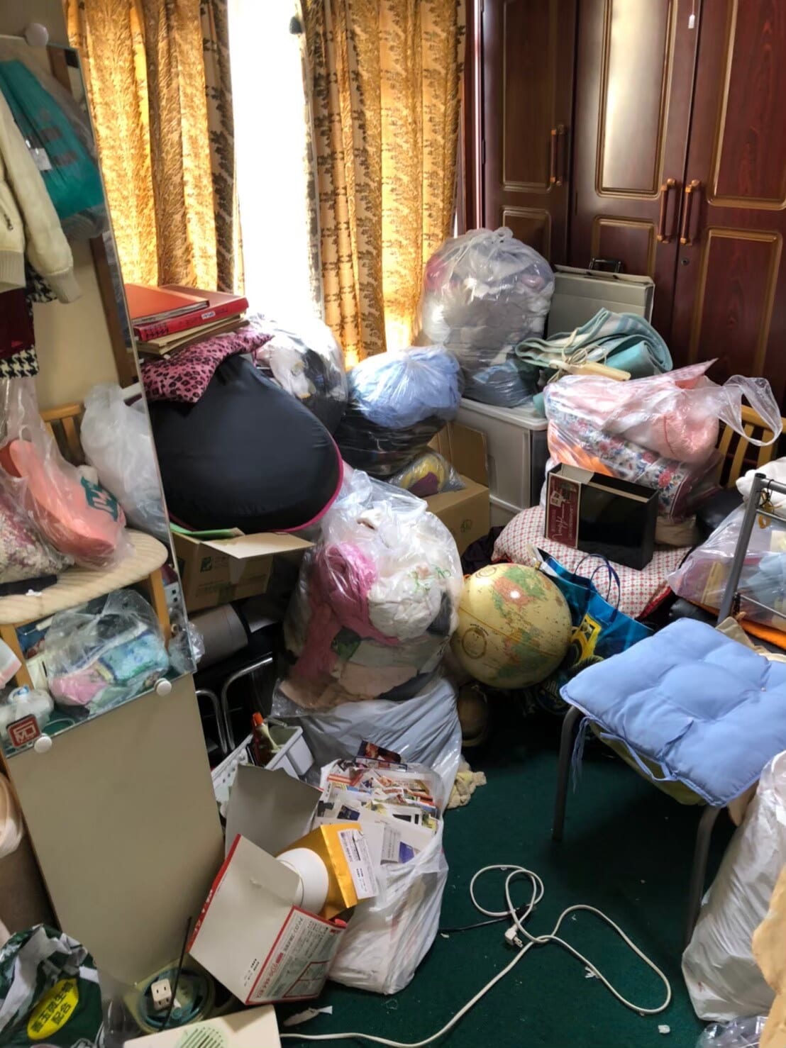 ゴミ屋敷・汚部屋 before